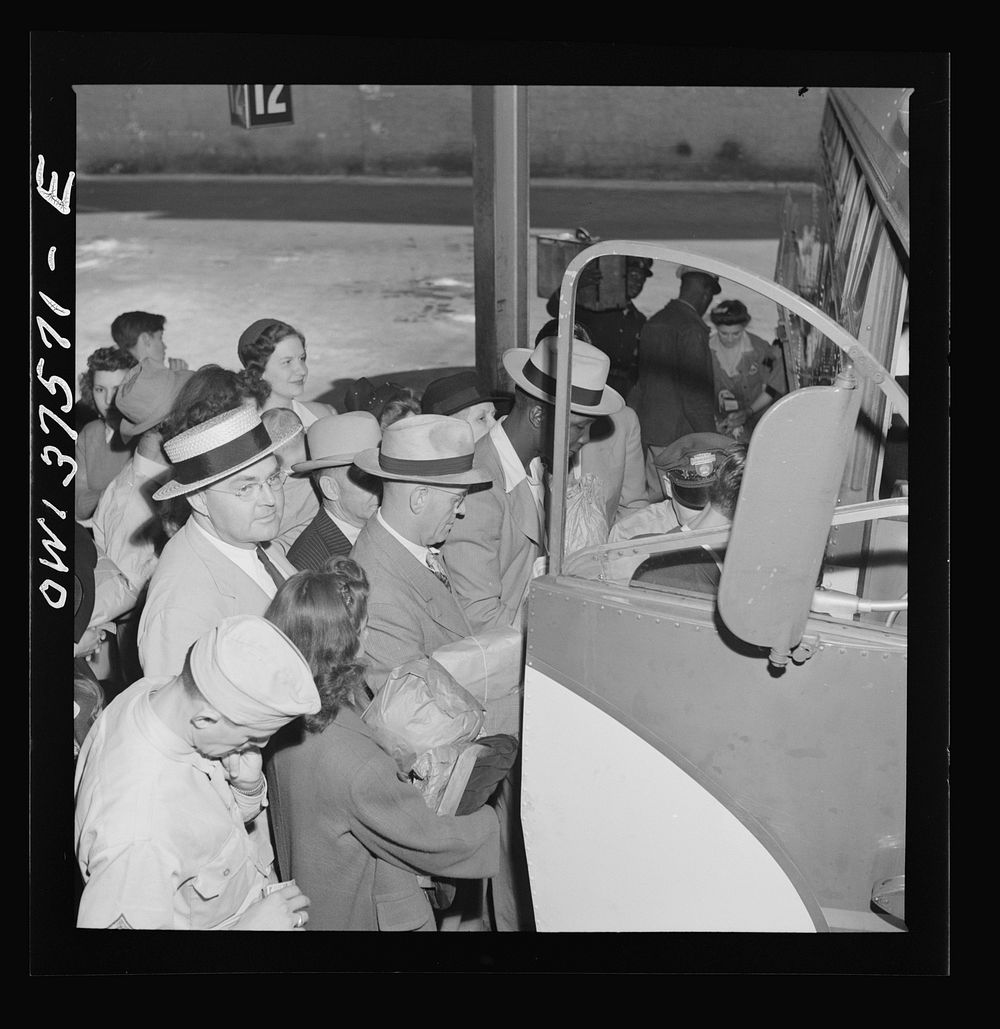 Cincinnati, Ohio. Passengers boarding a Greyhound bus at the bus terminal. Sourced from the Library of Congress.