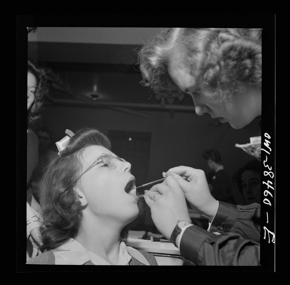 Washington, D.C. Student receiving a dental examination. Woodrow Wilson High School. Sourced from the Library of Congress.