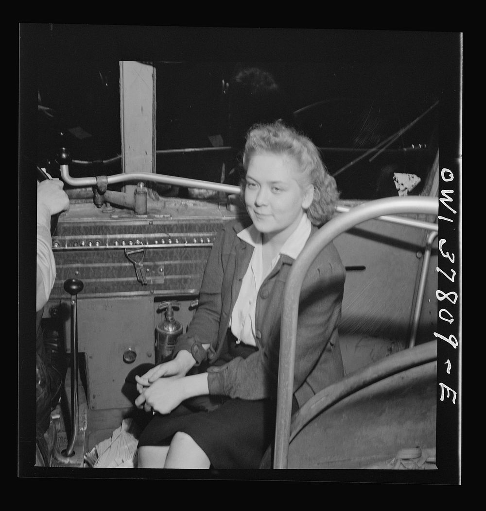 A girl, who is a cook in a roadside restaurant but plans to leave her job to become a nurse, on a Greyhound bus between…