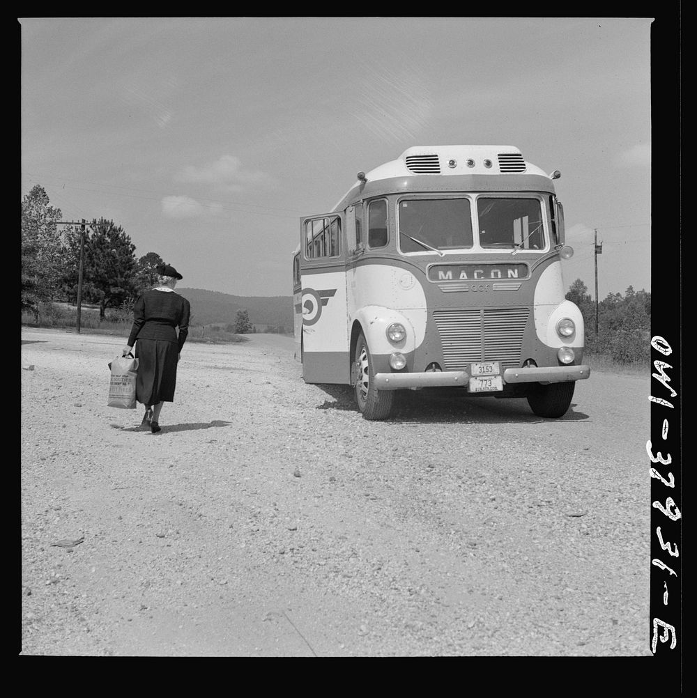 Greyhound bus trip Louisville, Kentucky, | Free Photo - rawpixel