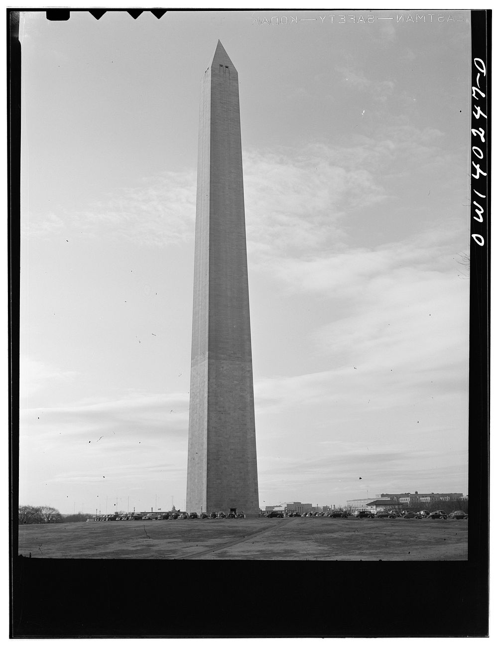 [Untitled photo, possibly related to: Washington, D.C. The Mall, looking east from the steps of the Lincoln Memorial].…