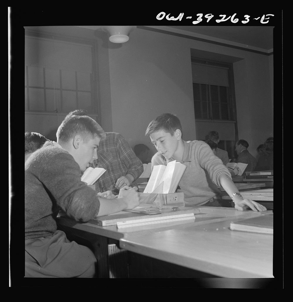 Washington, D.C. A mechanical drawing class at Woodrow Wilson High School. Sourced from the Library of Congress.