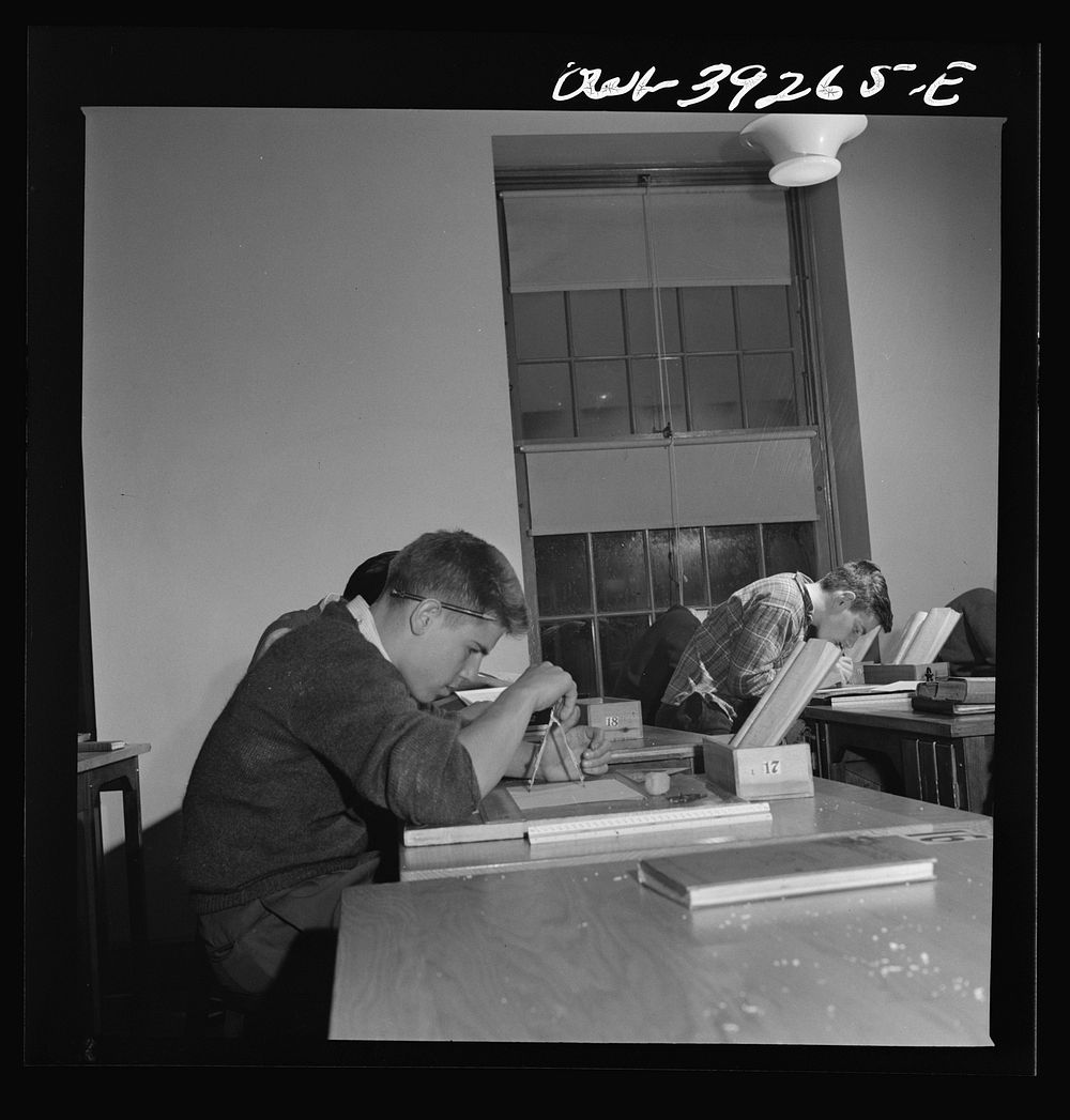 Washington, D.C. A mechanical drawing class at Woodrow Wilson High School. Sourced from the Library of Congress.