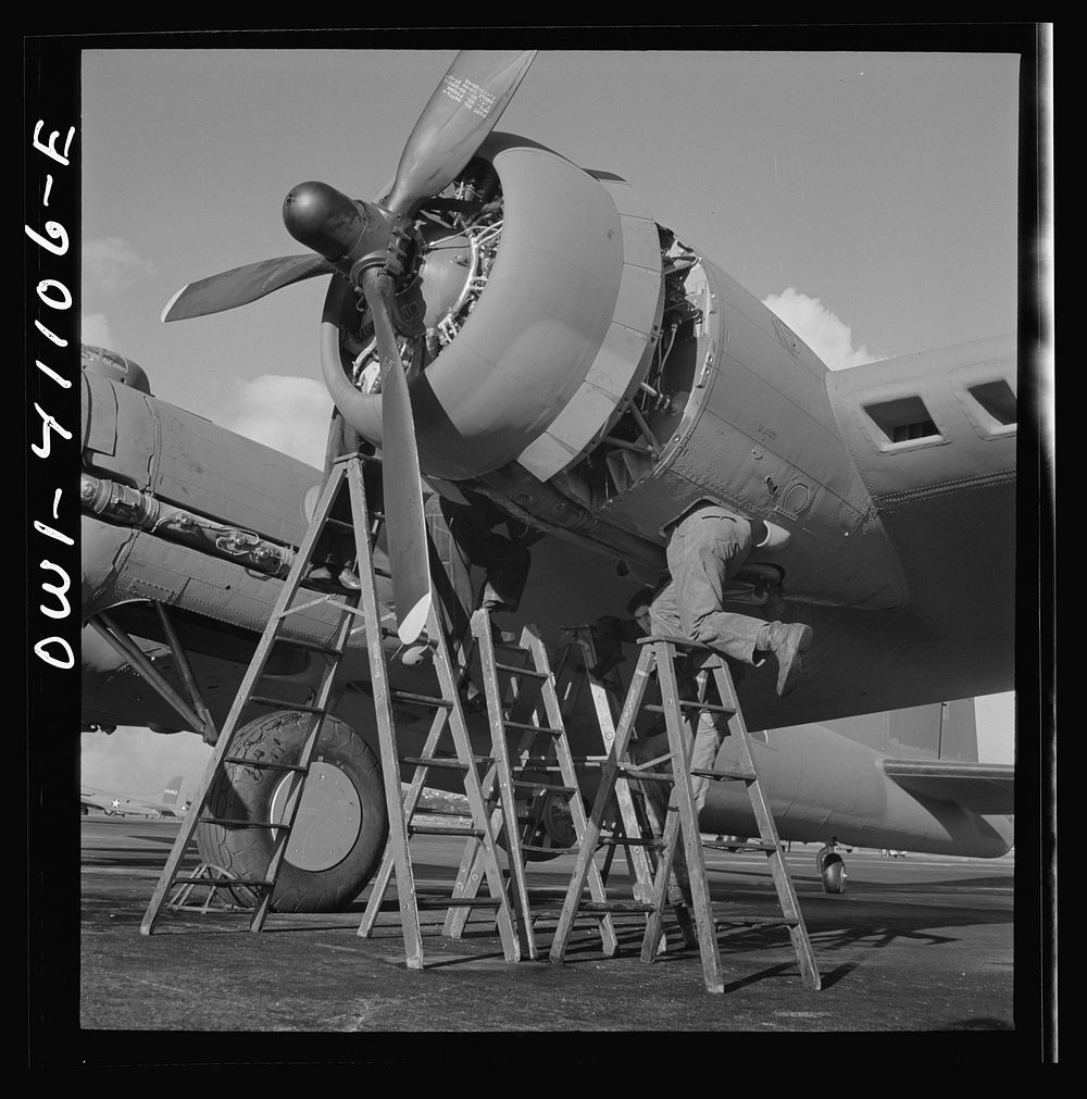 [Untitled photo, possibly related to: Boeing aircraft plant, Seattle, Washington. Production of B-17F (Flying Fortress)…