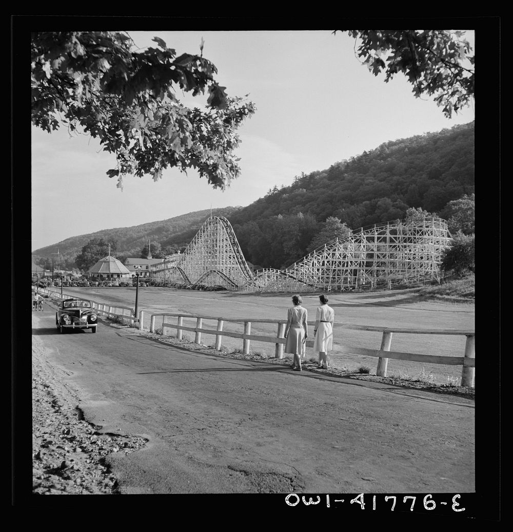 Southington, Connecticut. Roller coaster. Sourced from the Library of Congress.