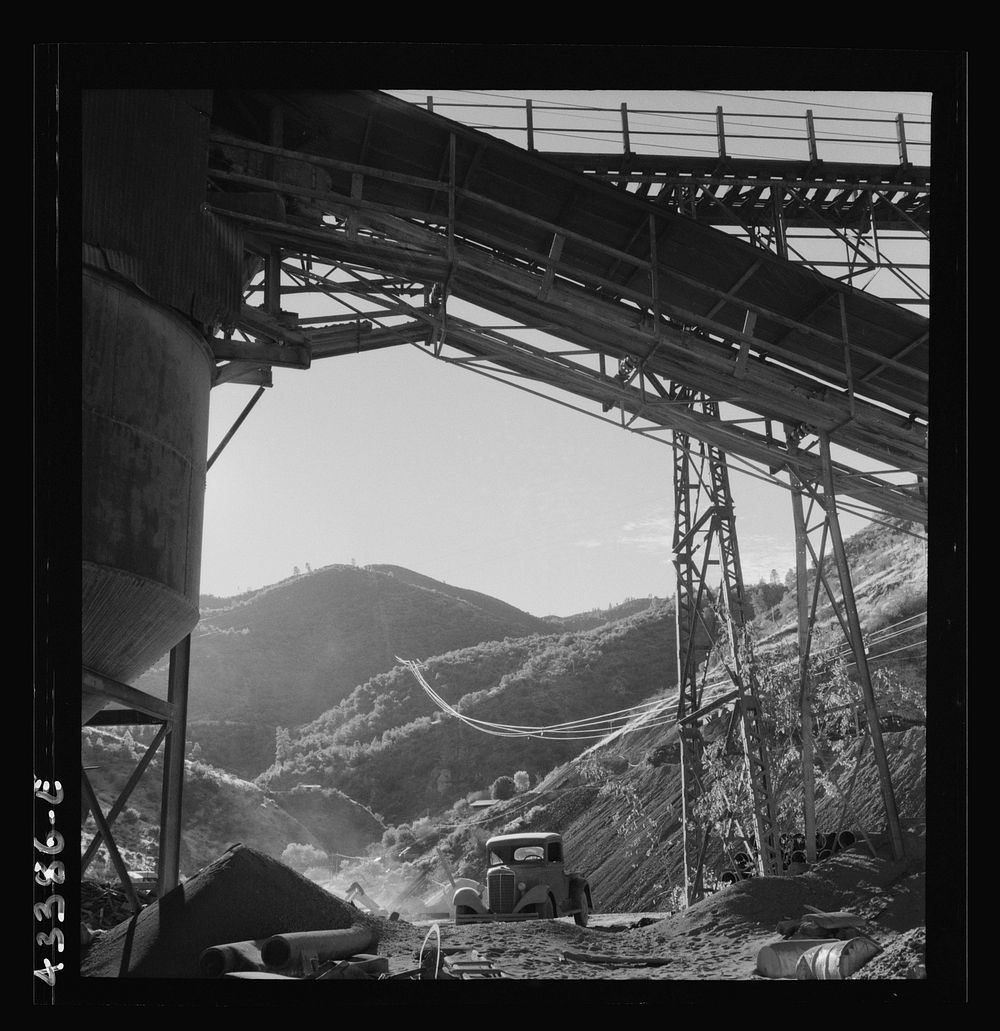 New Idria, California. Aerial tramway which carries cinnabar ore from mines to the New Idria Quicksilver Mining Company's…