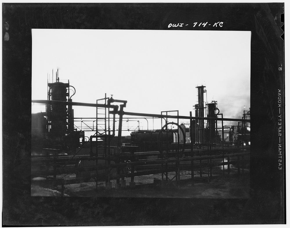 Borger, Texas. The Phillips refinery. Sourced from the Library of Congress.