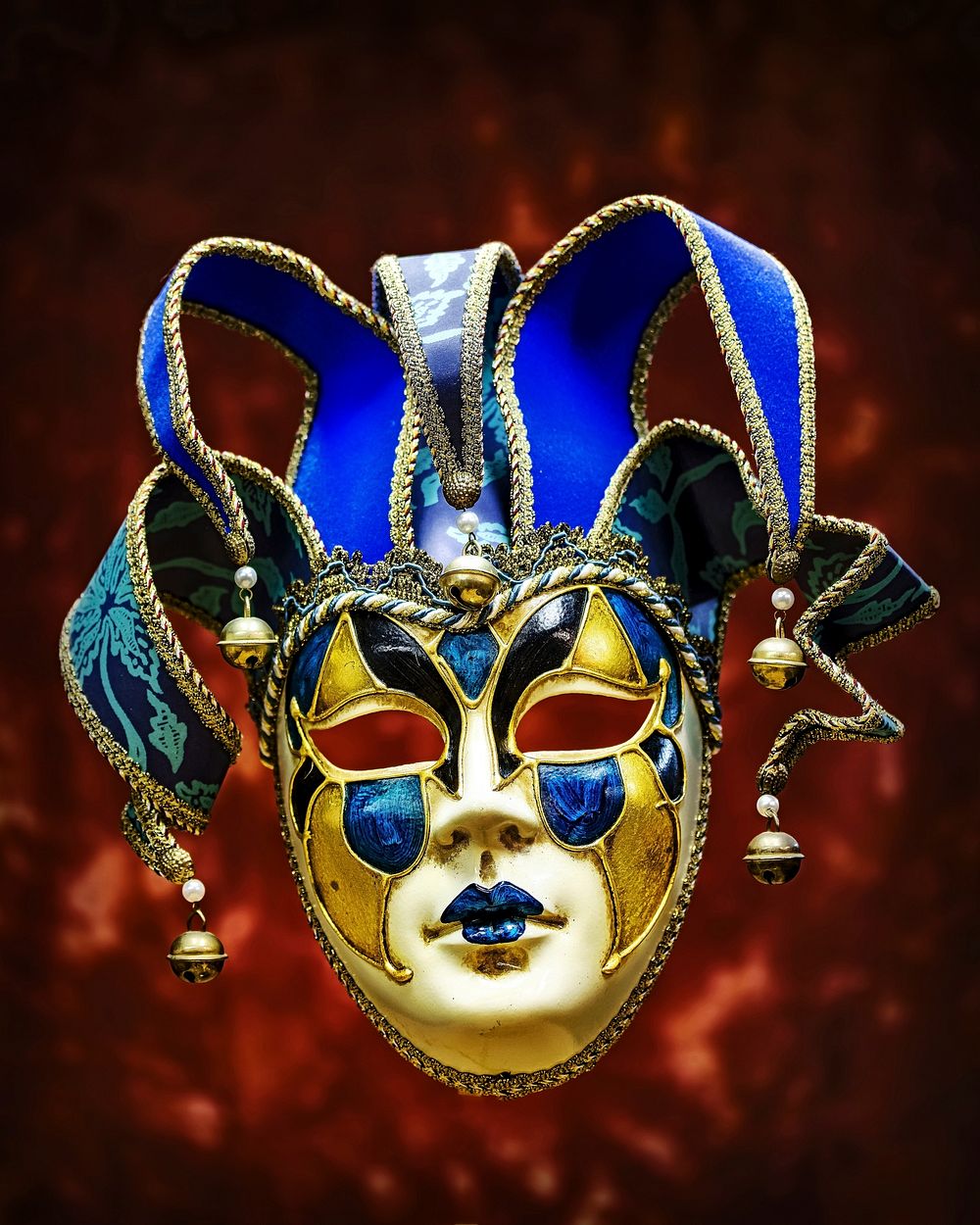 Venetian mask. Free public domain CC0 photo.