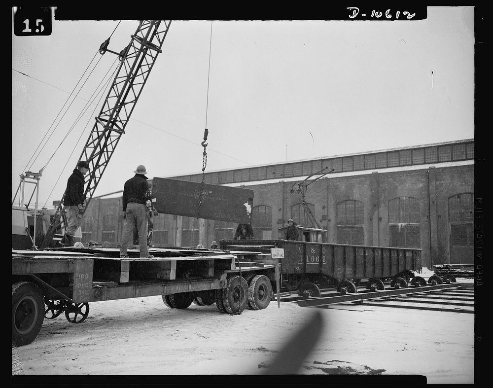 Denver, Colorado. Loading fabricated steel ship parts, processed in Denver, for shipment to Mare Island Navy Yard, where the…