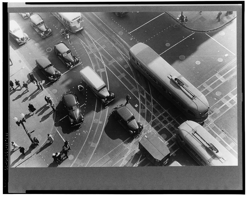 Washington, D.C. Aerial view of a street corner, in front of the Willard Hotel, at 14th Street and Pennsylvania Avenue…