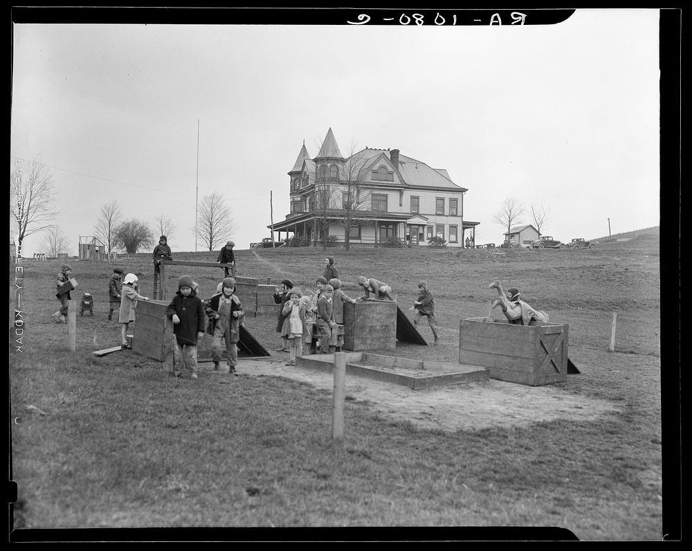 Schoolchildren at play. Reedsville, West Virginia. Sourced from the Library of Congress.