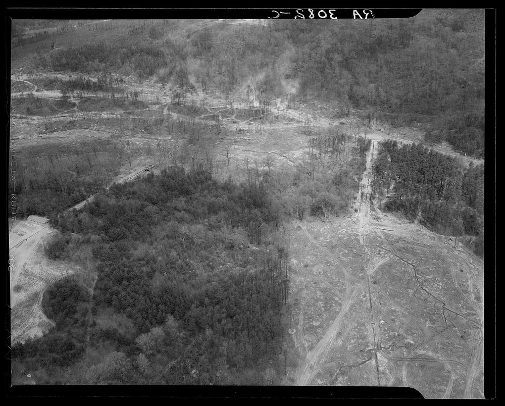 Aerial view of Greenbelt, Maryland, taken from Goodyear blimp. Sourced from the Library of Congress.