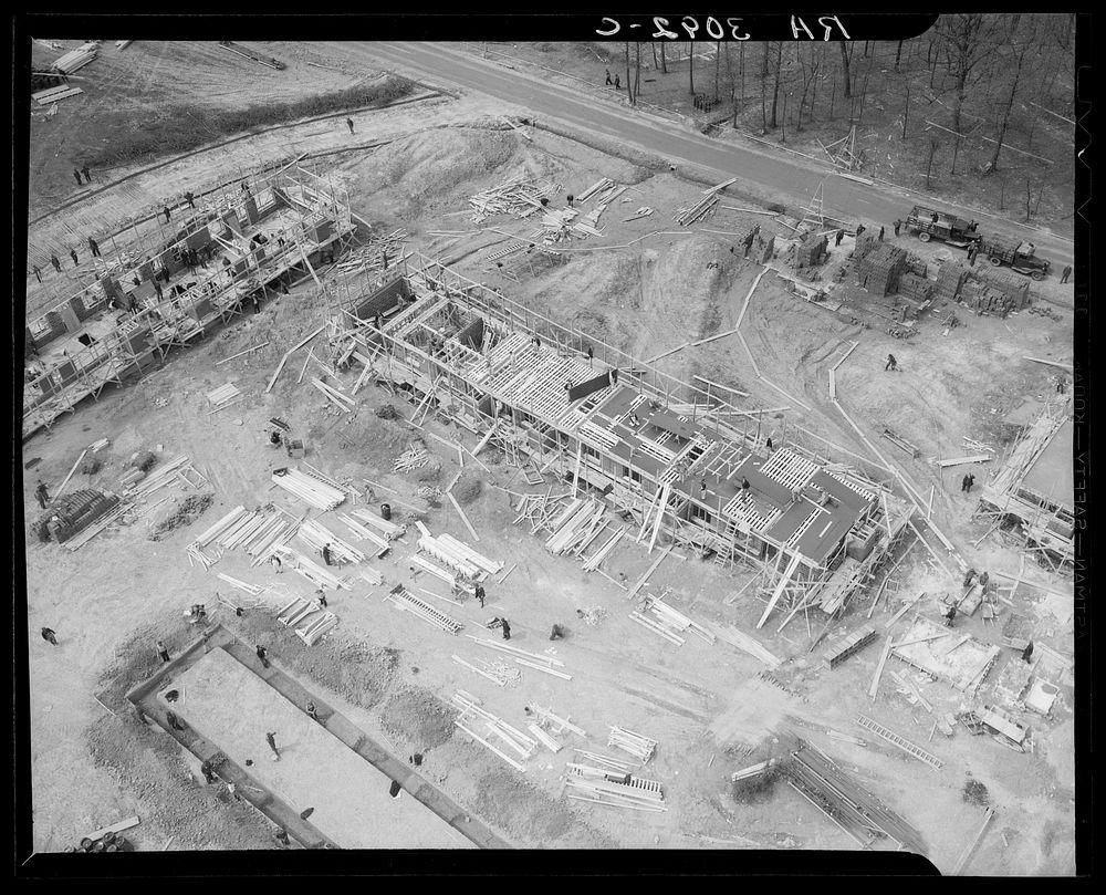 Aerial view of construction at Greenbelt, Maryland, taken from the Goodyear blimp. Sourced from the Library of Congress.