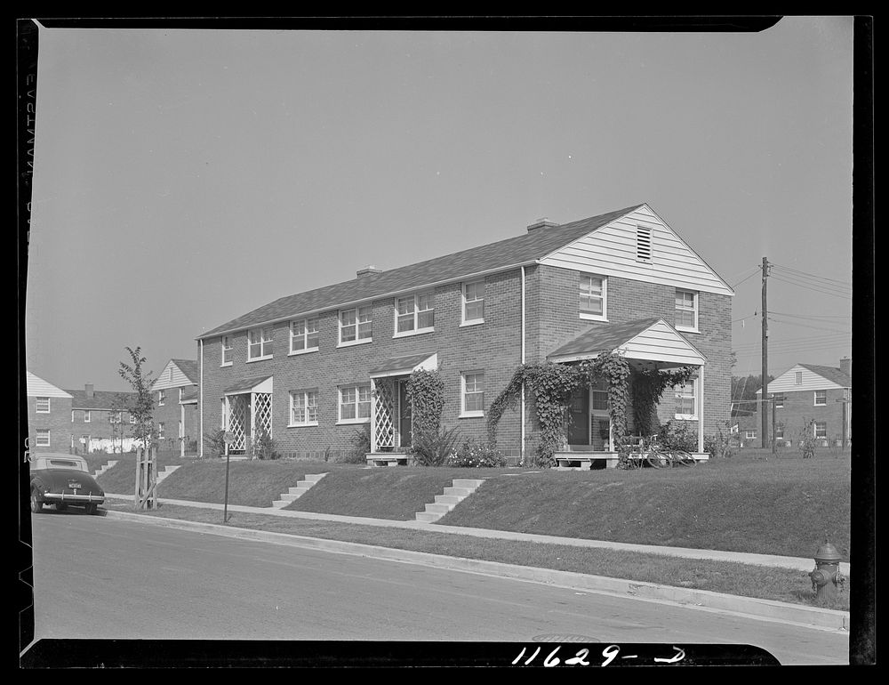 Washington, D.C. Houses used by government employees in Congress Heights. Sourced from the Library of Congress.