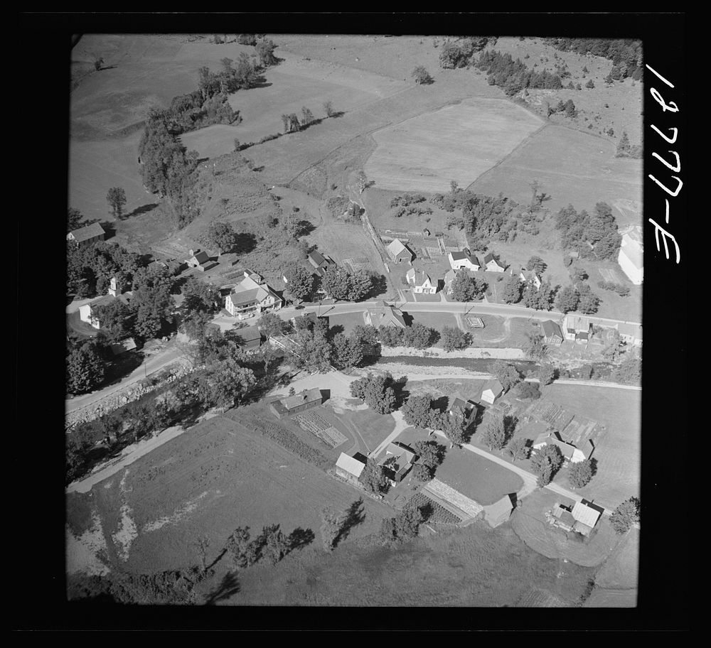 Air view. Lincoln, Vermont. Note country store with car parked in front. Sourced from the Library of Congress.