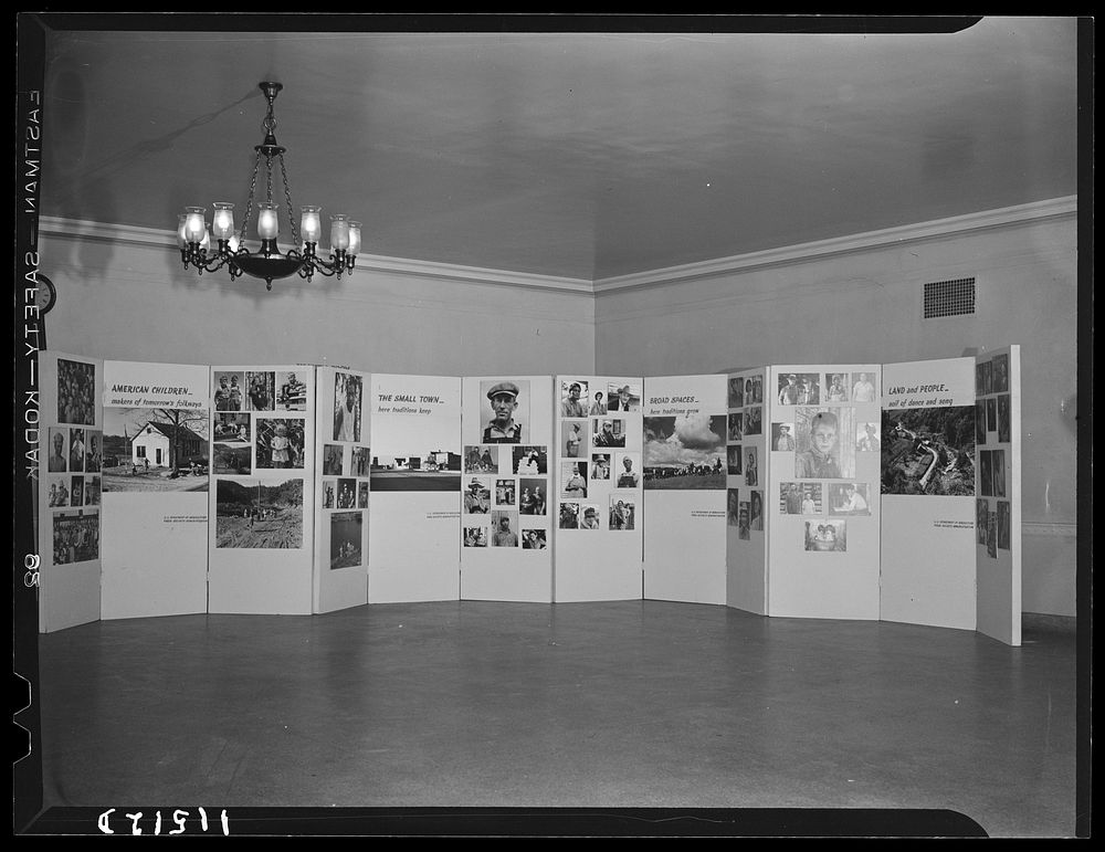 Washington, D.C. General view of Faces of America exhibit in Constitution Hall. Sourced from the Library of Congress.