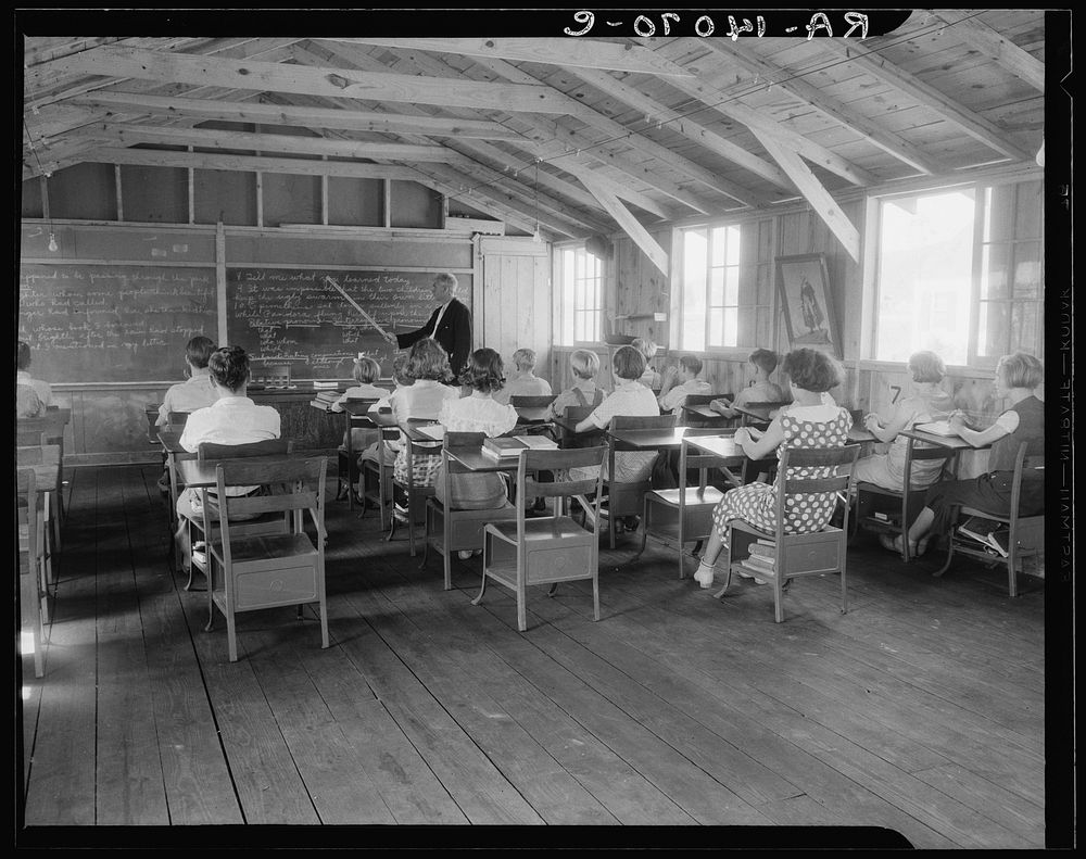 School. Red House, West Virginia. Sourced from the Library of Congress.