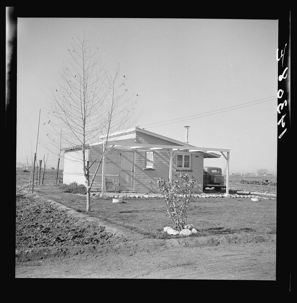 Labor home. Arvin migratory labor camp. Adobe construction. California. Sourced from the Library of Congress.