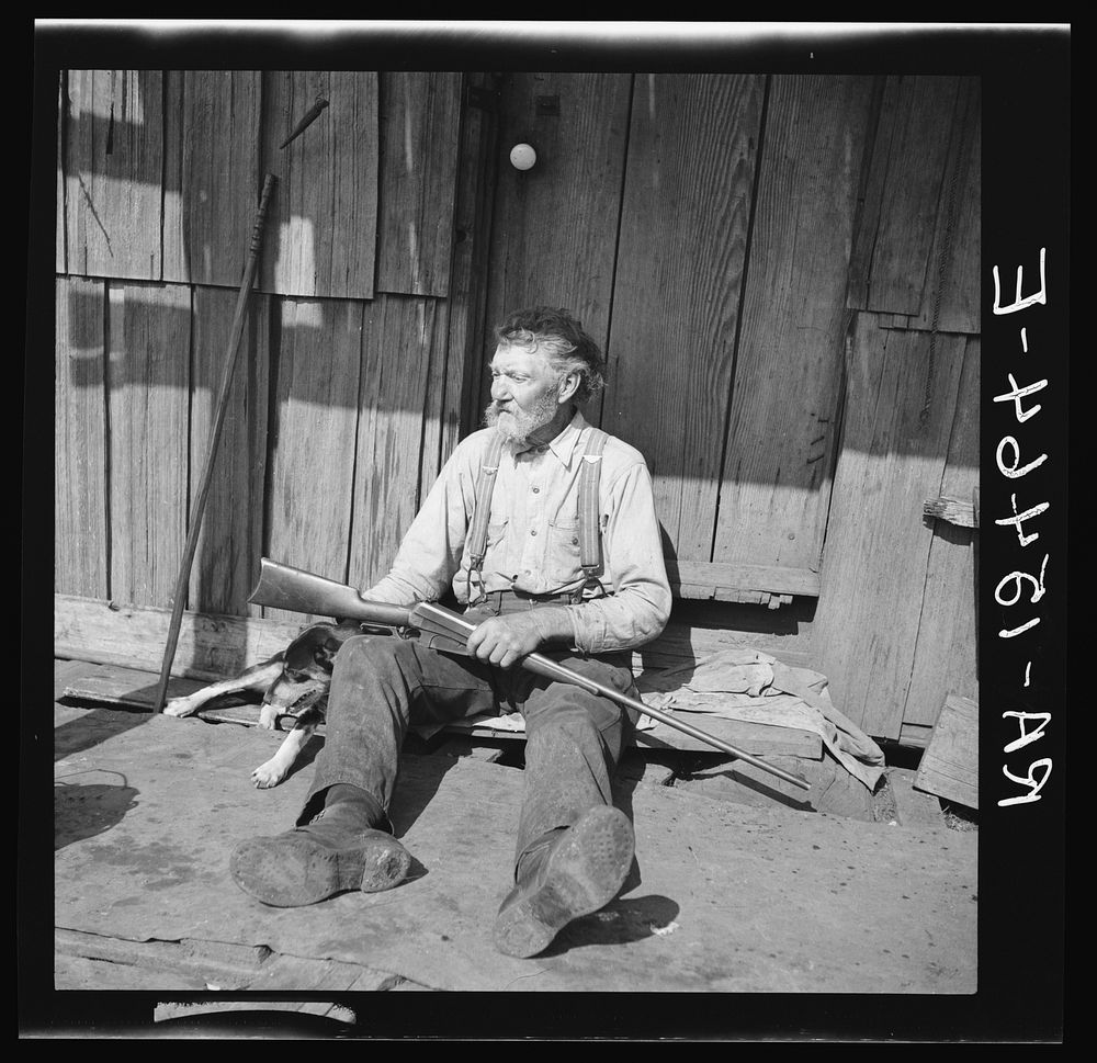 Old homesteader on Oregon Coast land use project. Now relocated on a small farm. Sourced from the Library of Congress.