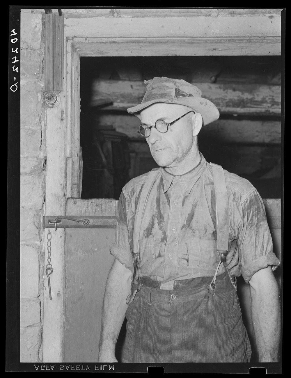 Lancaster County, Pennsylvania. Enos Royer having an altercation with a poultry buyer on the Enos Royer farm. Sourced from…