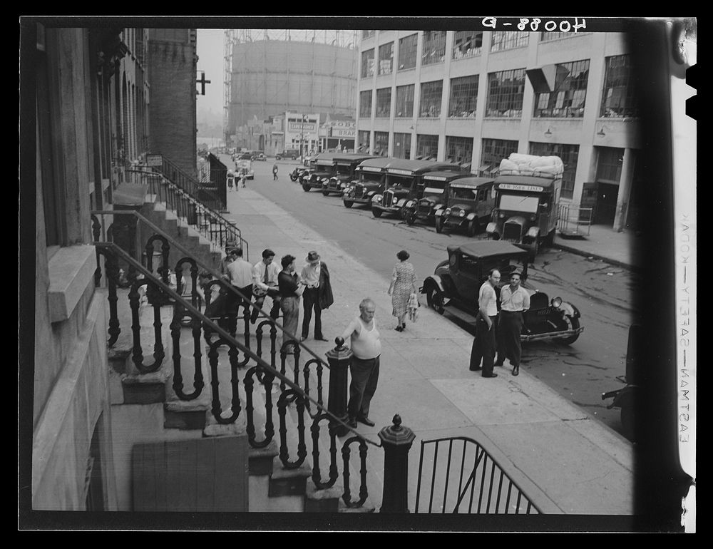 New York, New York. A scene on East 62nd, or 63rd Street. Sourced from the Library of Congress.