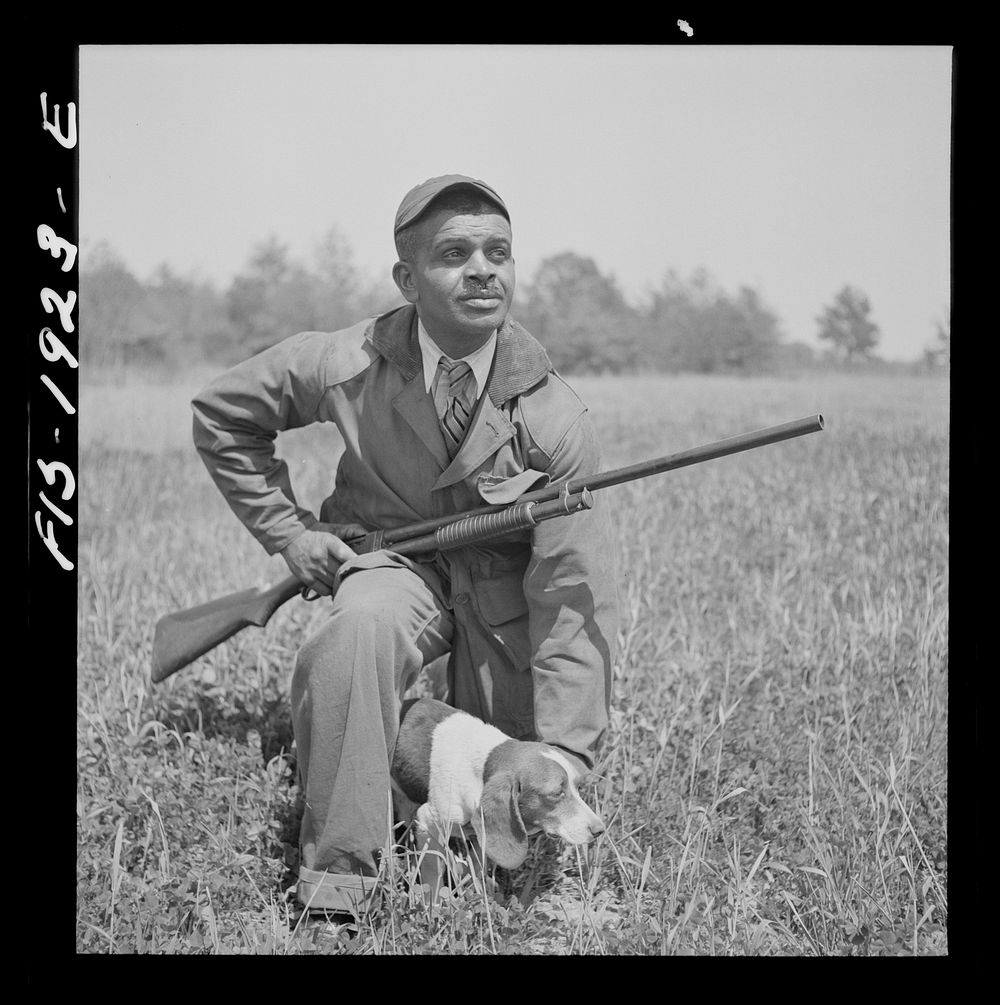 Newport News, Virginia.  shipyard worker finds recreation in hunting. Sourced from the Library of Congress.