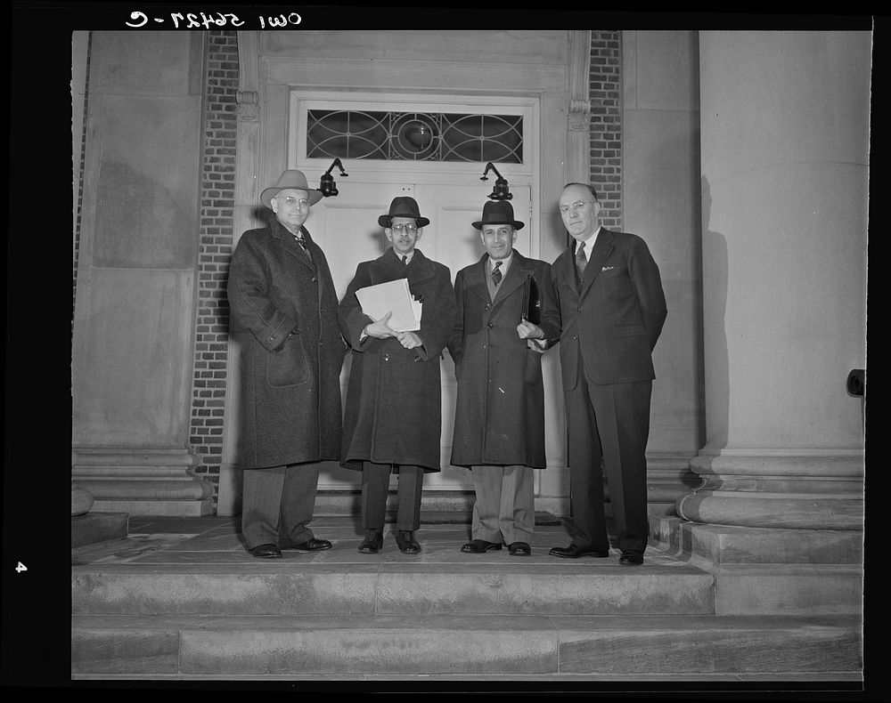 Beltsville, Maryland. Indian scientists visiting Free Photo rawpixel