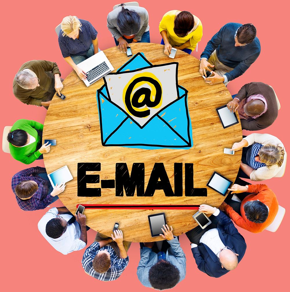 E-mail Online Messaging Correspondance Concept