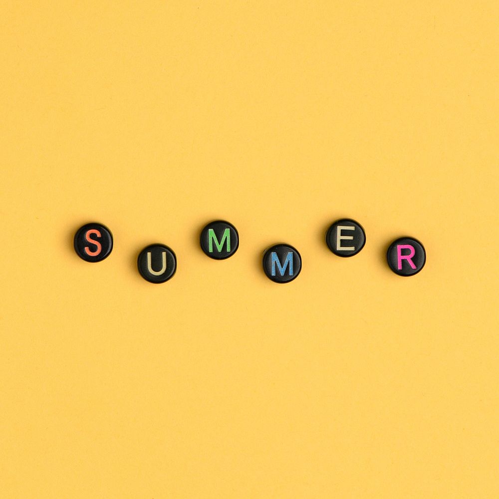 Summer word beads lettering yellow background 