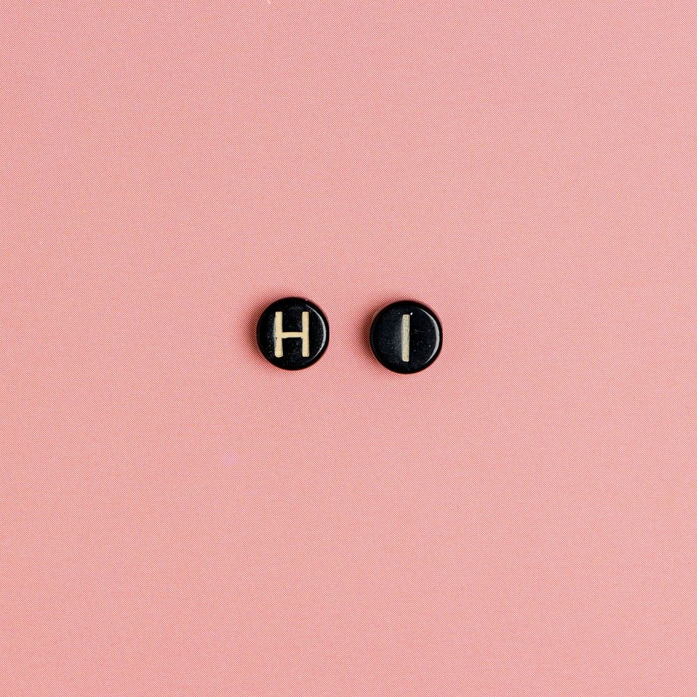Hi beads text typography on pink