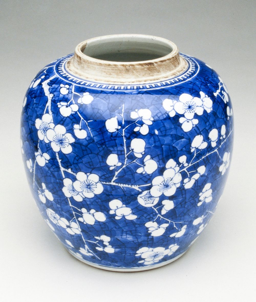 ginger jar, ceramic, Kangxi. Original from the Minneapolis Institute of Art.