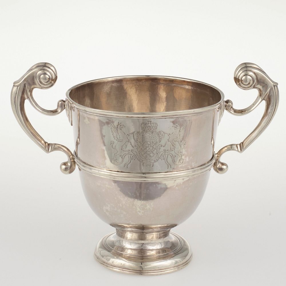 presentation cup, two-handled, George I, engraved with contemporary coat-of-arms. Original from the Minneapolis Institute of…