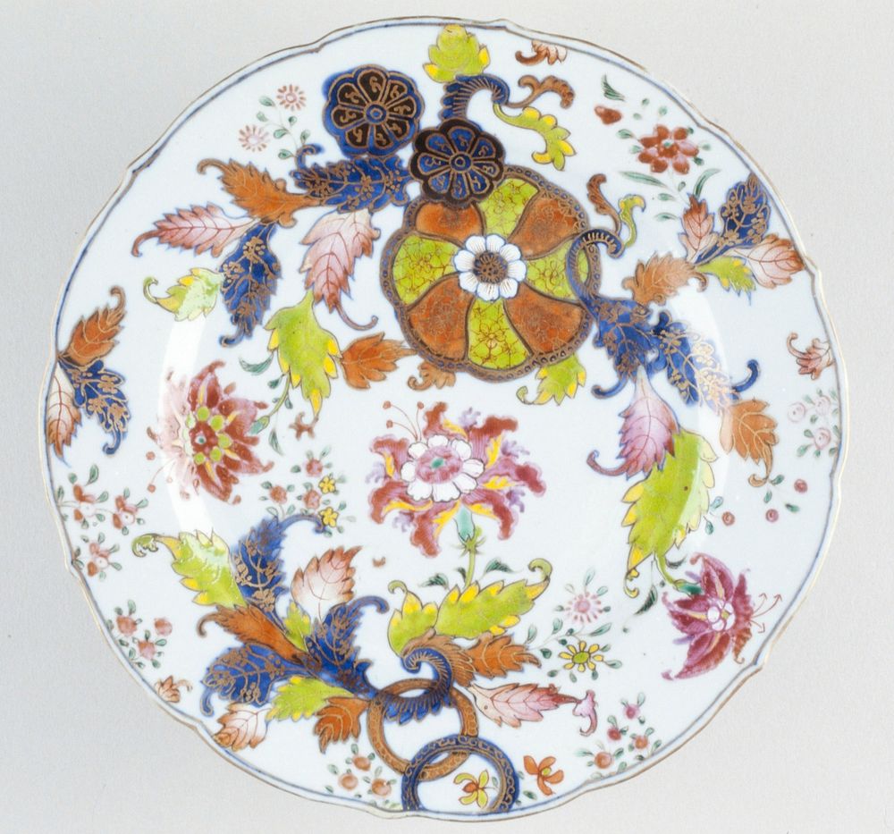 decorated in 'Tobacco Leaf'; Chinese export-ware. Original from the Minneapolis Institute of Art.