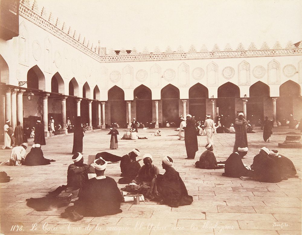 Le Caire, Cour de la Mosquée El-Arhar avec les Théolgiens. Original from the Minneapolis Institute of Art.