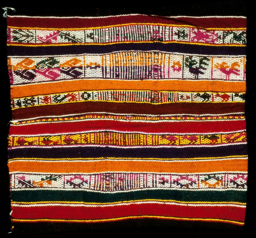 Wayaka (bag). Original from the Minneapolis Institute of Art.