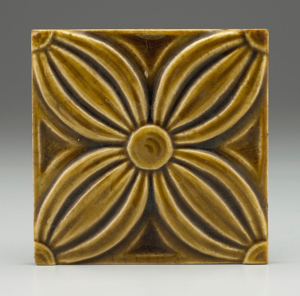 four-lobed floral design with greenish-brown glaze. Original from the Minneapolis Institute of Art.