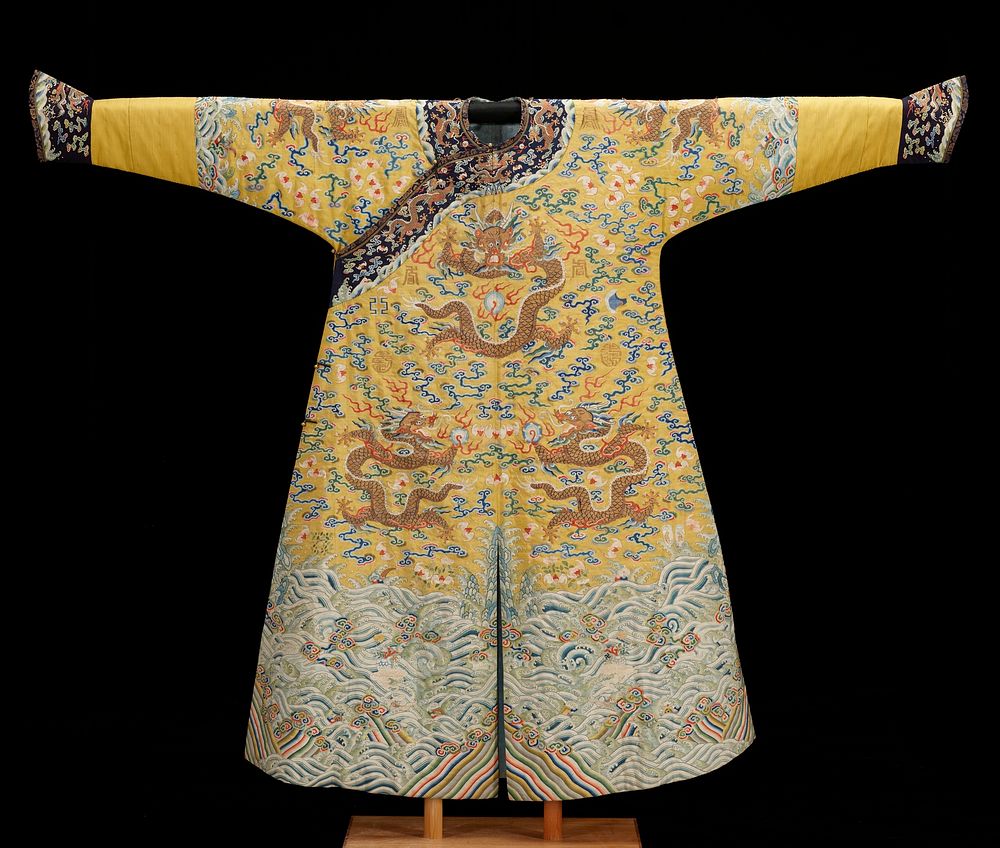 Manchu Emperor’s ceremonial twelve-symbol jifu court robe (1723–1735) clothing in high resolution. Original from the…