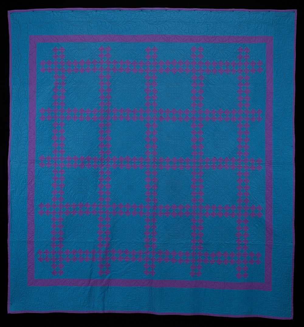 Double Irish Chain variation quilt (ca. 1940–1960) textile in high resolution. Original from the Minneapolis Institute of…