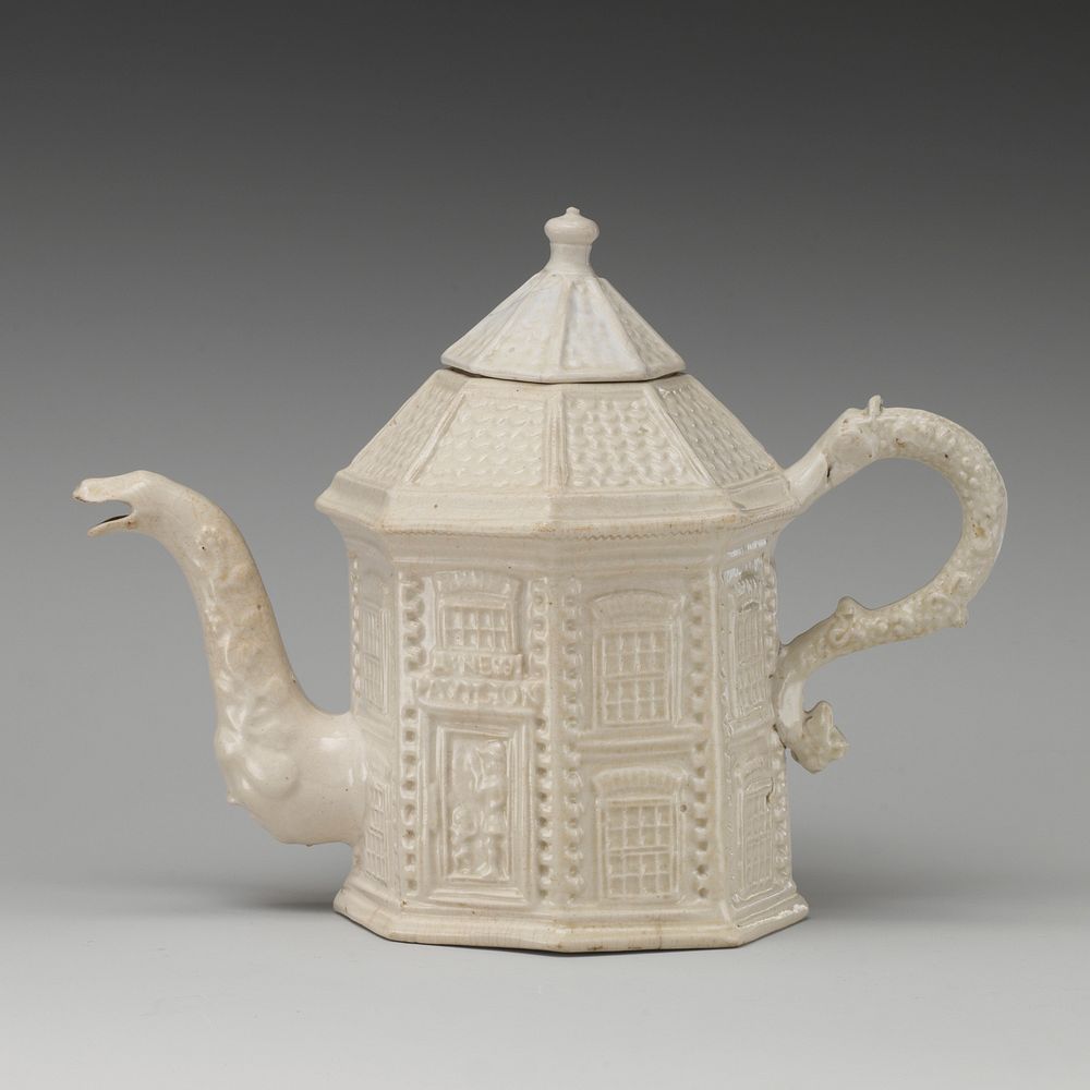 Teapot in the form of an octagonal pavilion