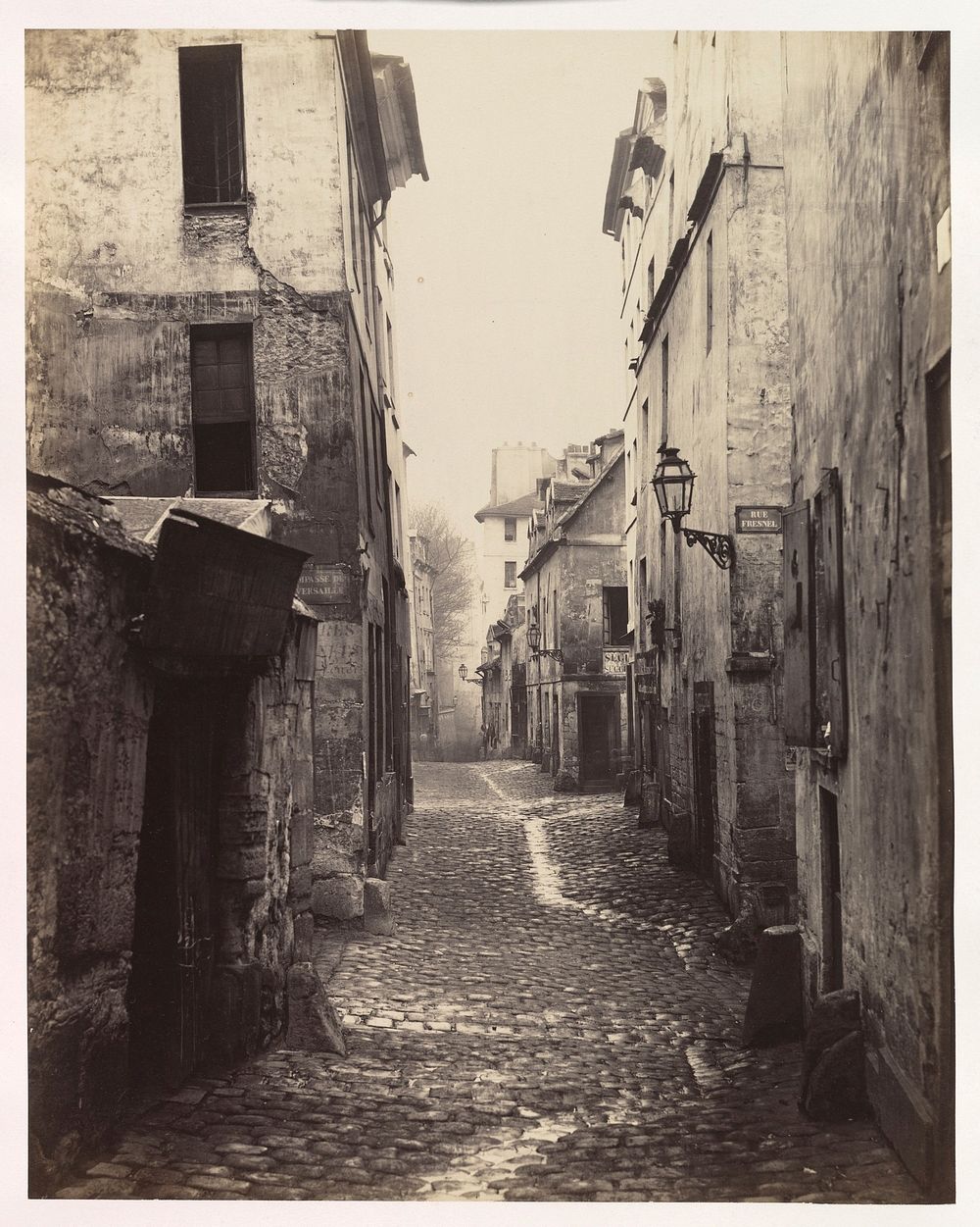 Rue Traversine (from the Rue d'Arras)