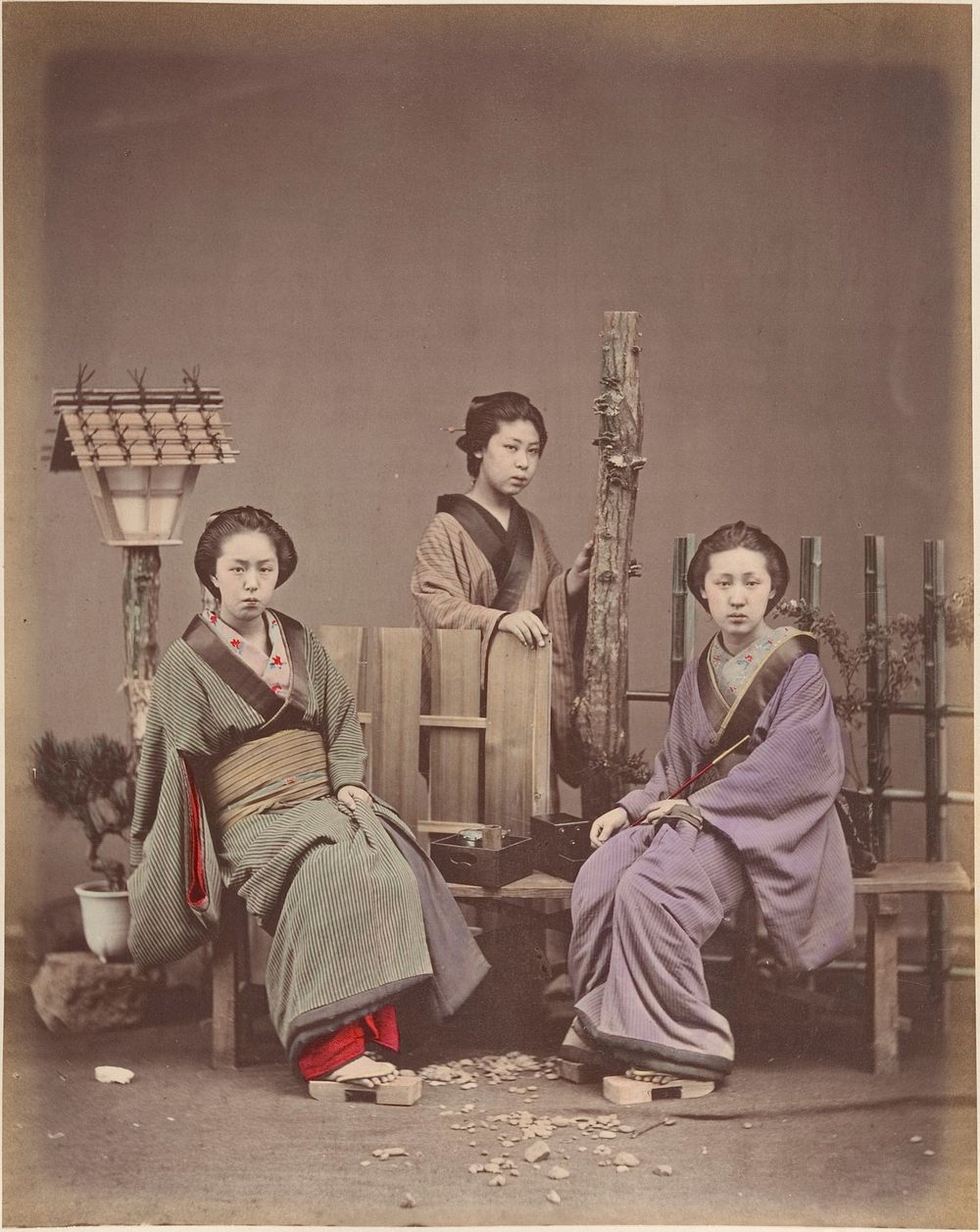Japanese Women in Traditional Dress by Suzuki Shin'ichi