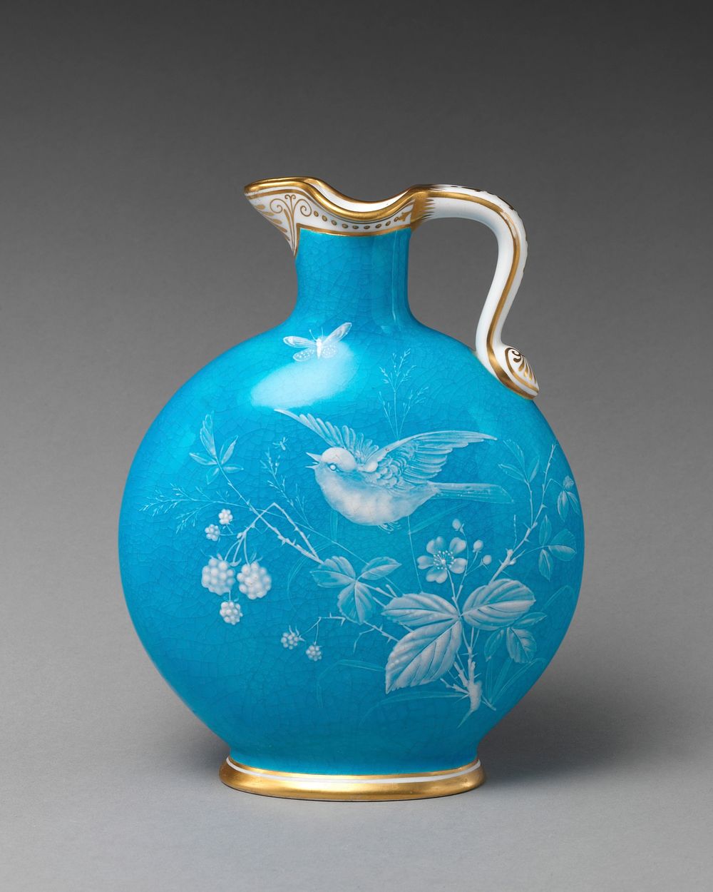 Ewer with bird and berry motif