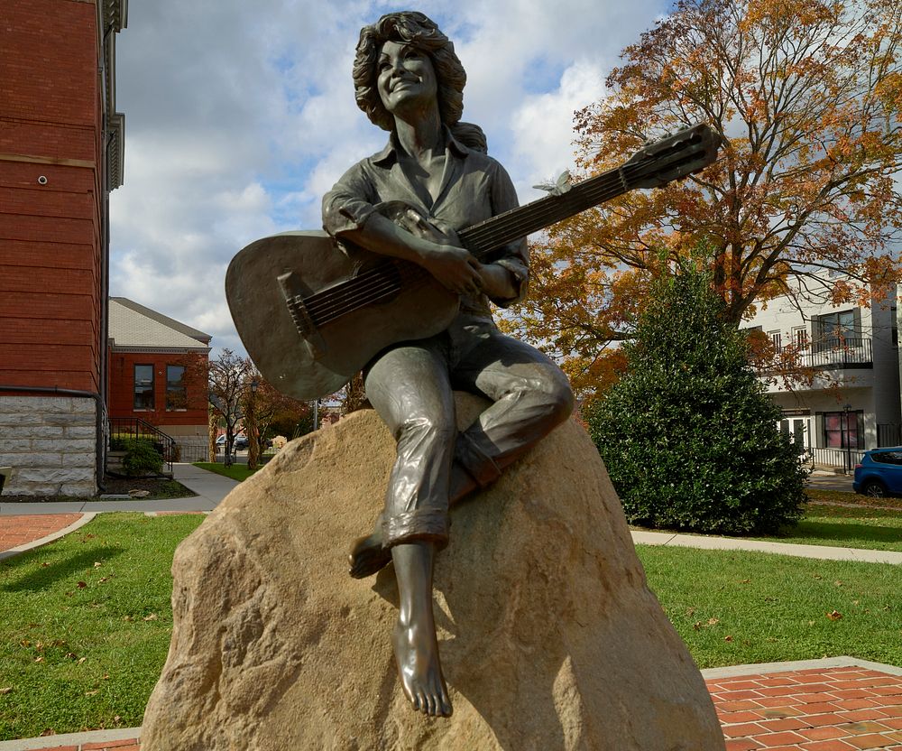                         Sculpture of legendary country-music singer Dolly Parton outside the Sevier County Courthouse in…