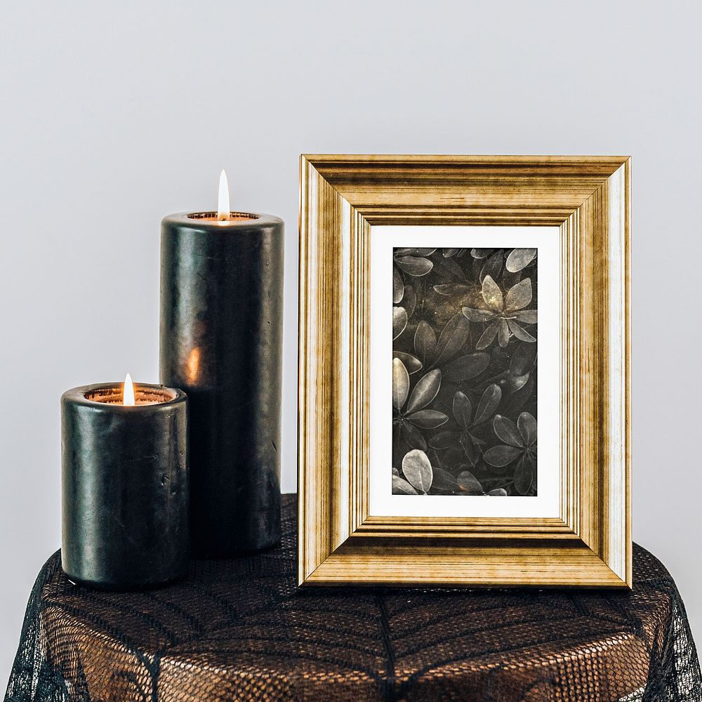Halloween picture frame mockup, spooky decor psd