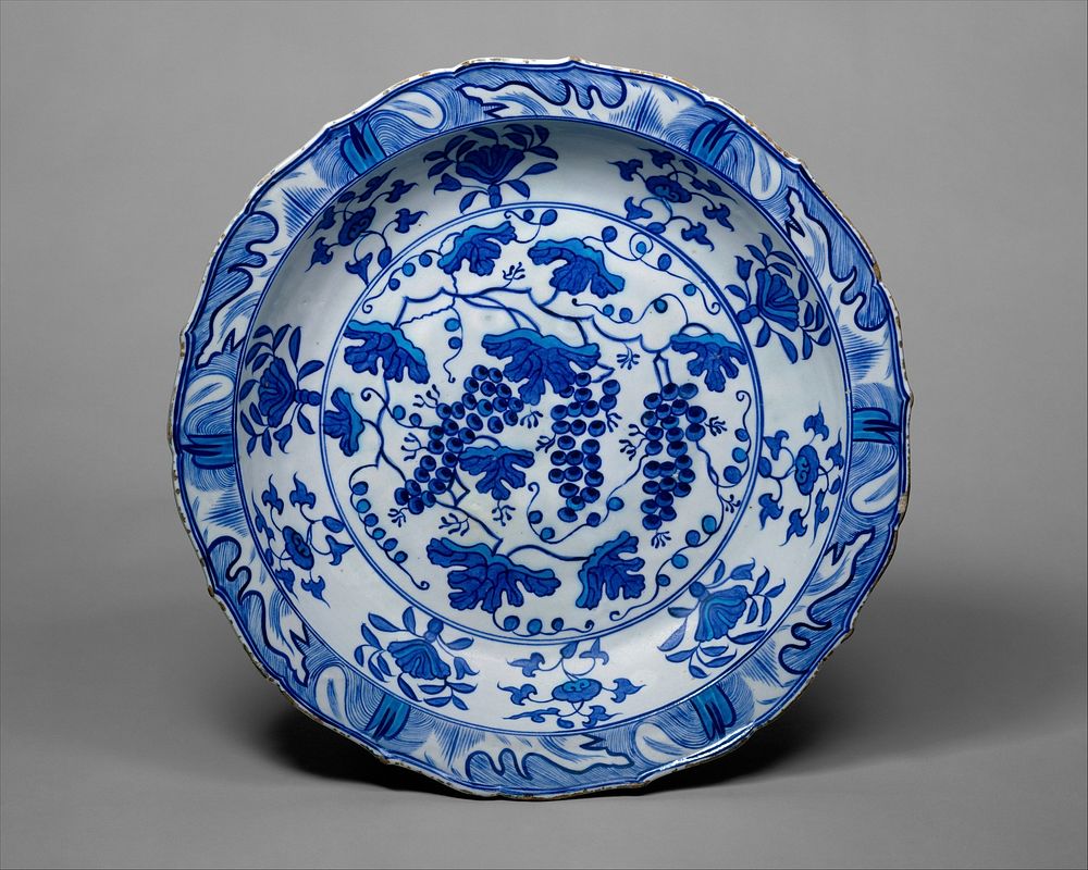 Dish, second quarter 16th century
