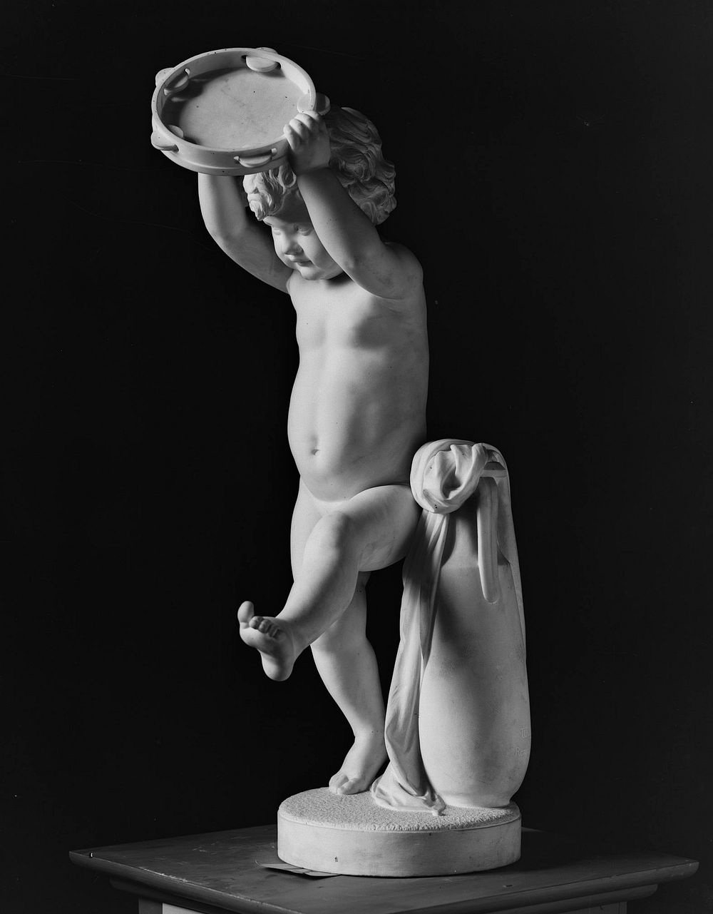 Tanssiva poika tampuriini kädessään, 1875 - 1876