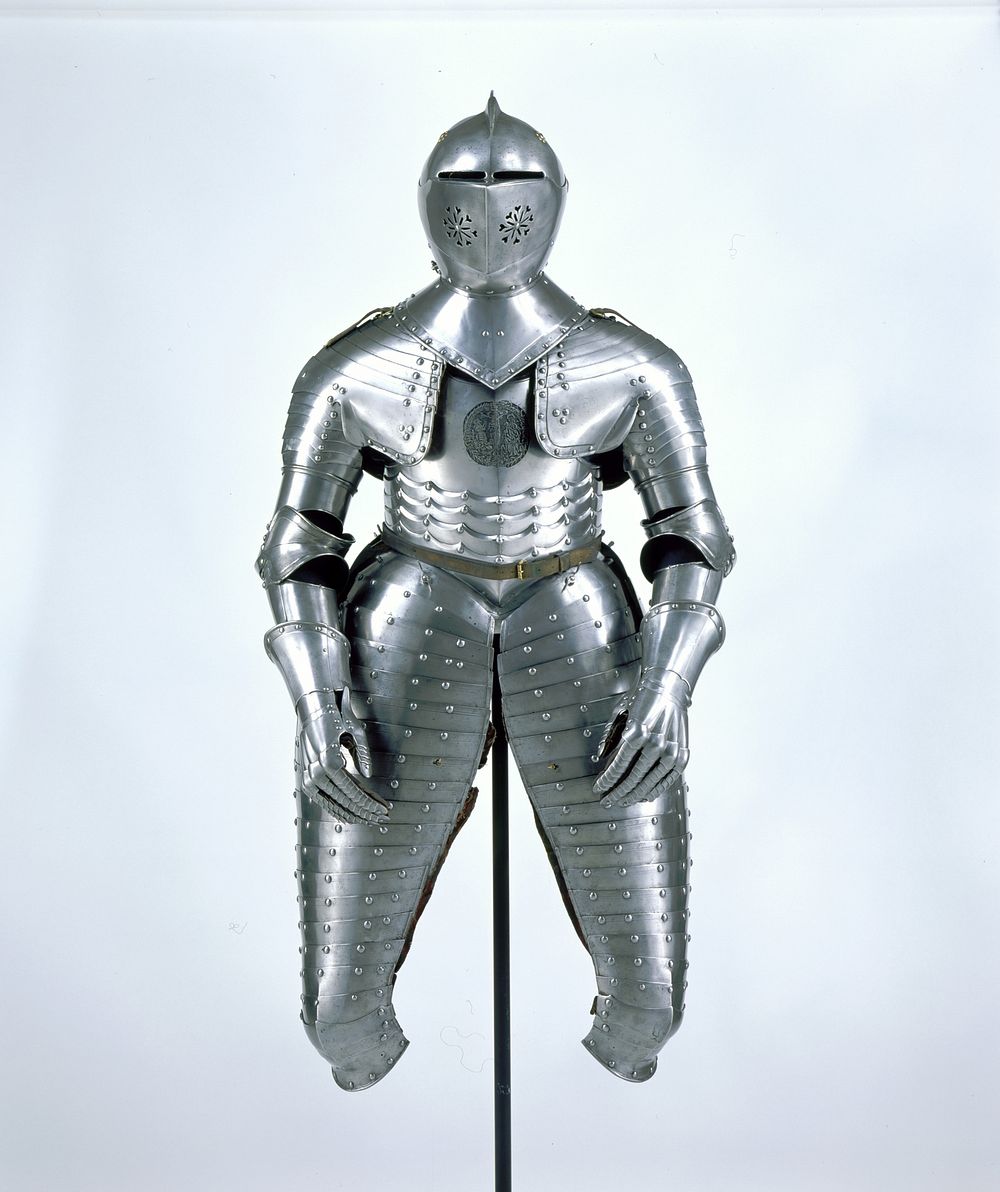 Three-quarter Armor (second quarter 17th century) meltalwork design in high resolution by anonymous. 