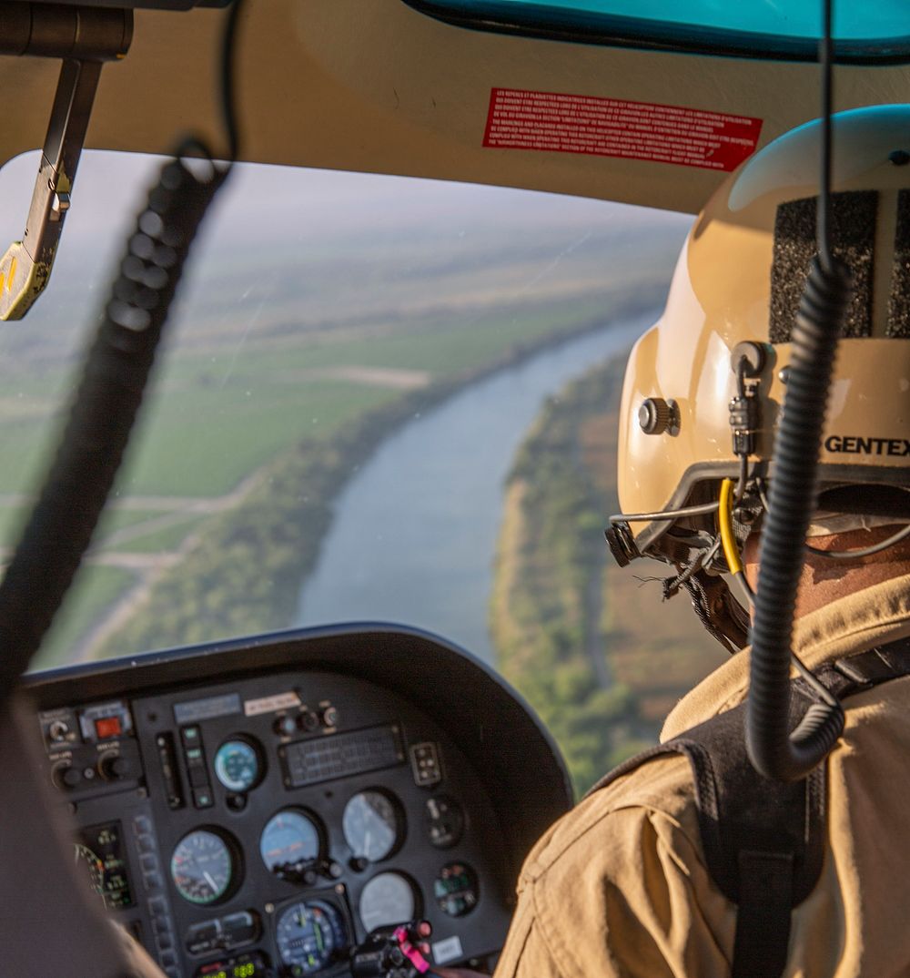 A CBP Air and Marine Operations aircrew works to locate a group of eight aliens who illegally entered the U.S. in the…