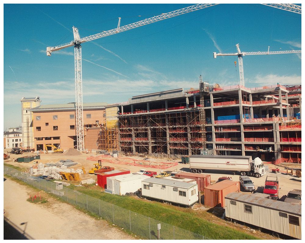 [US Naval Hospital Portsmouth Construction] 10/30/1995. Acute Care Facility - Northwest.Photo #332 Photographer: Centex…