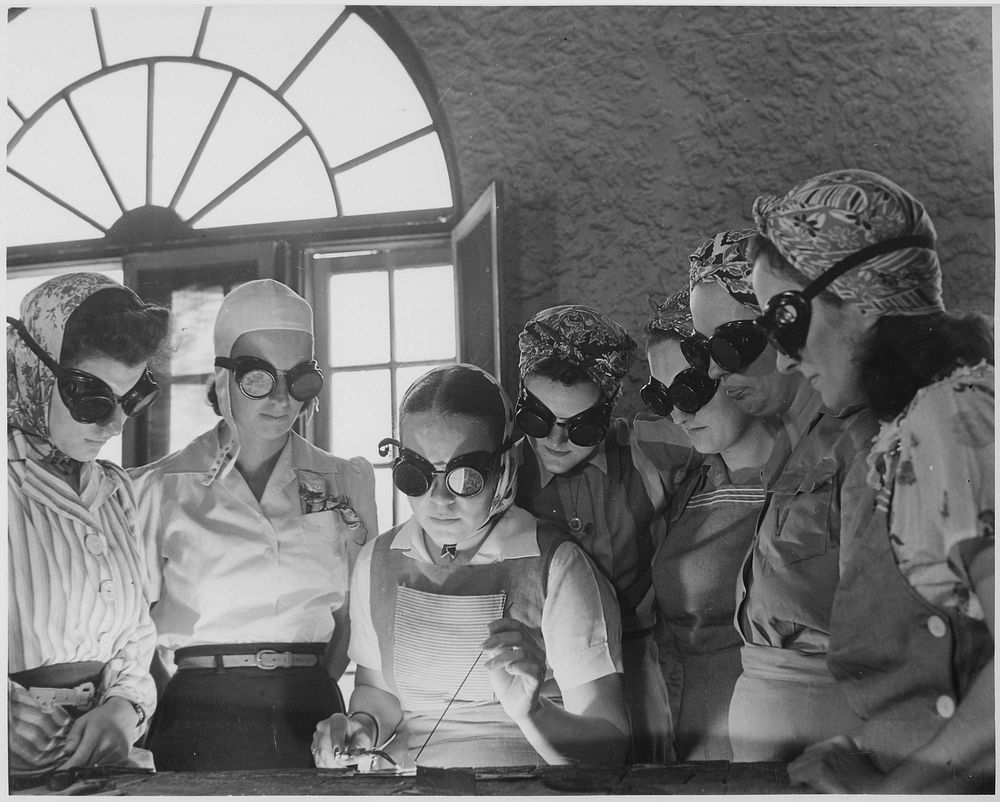 "Secretaries, housewives, waitresses, women from all over central Florida are getting into vocational schools to learn war…